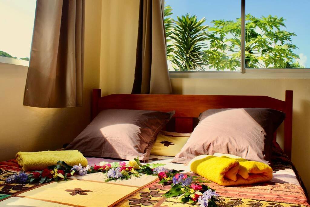Tekauhivai Lodge อุตูโรอา ภายนอก รูปภาพ