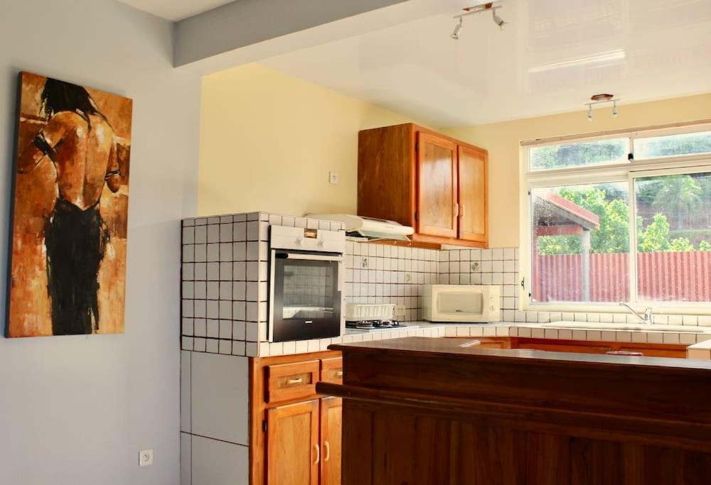 Tekauhivai Lodge อุตูโรอา ภายนอก รูปภาพ
